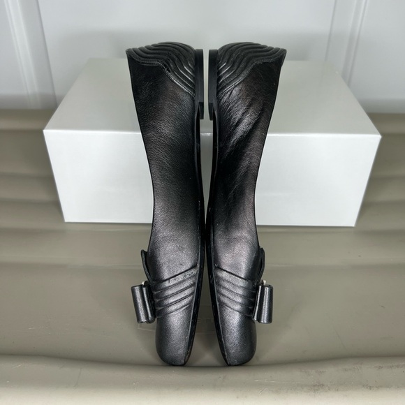 Salvatore Ferragamo Varina Ballet Flats - Picture 3 of 12